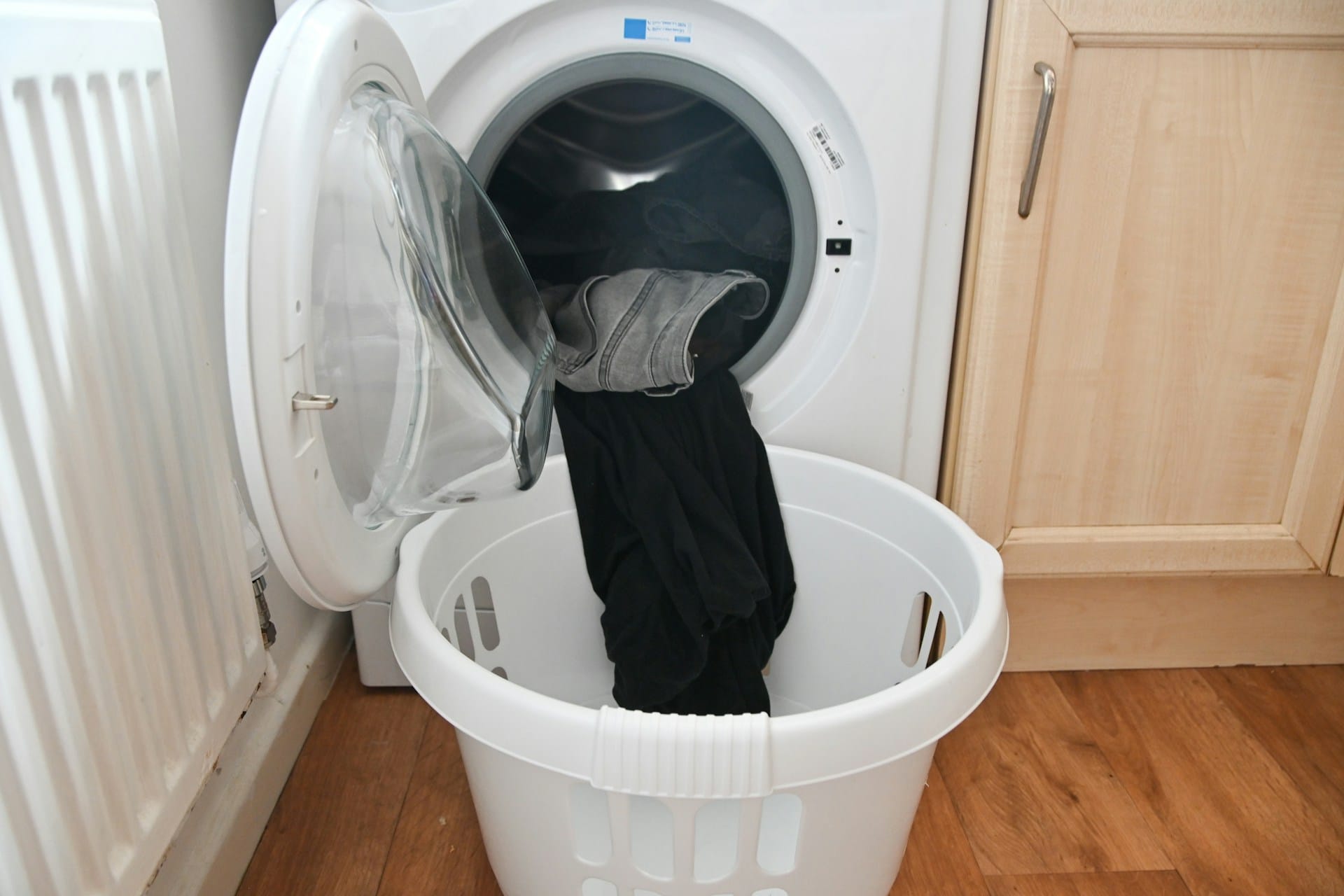 Can a Clogged Dryer Vent Cause Clothes Not to Dry? | Totally Maintained