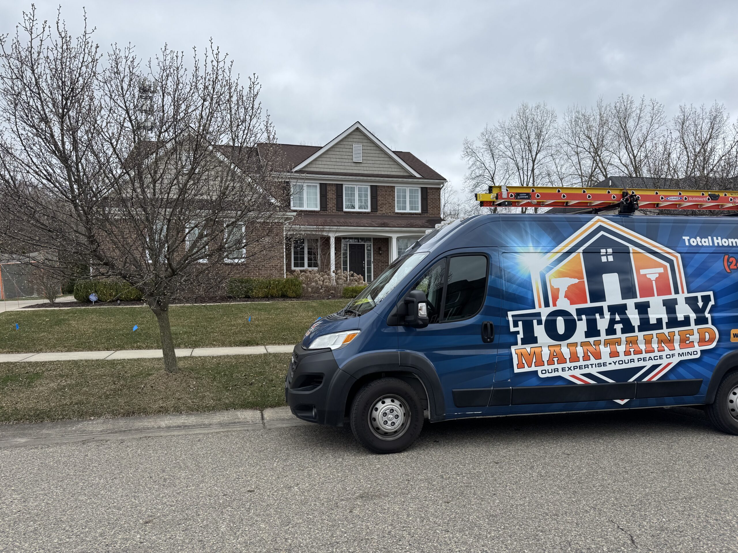 How to Clean Outside of Gutters from the Ground | Totally Maintained